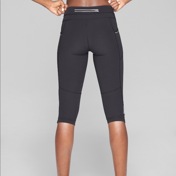 ATHLETA— Active Capri Leggings - Picture 2 of 10